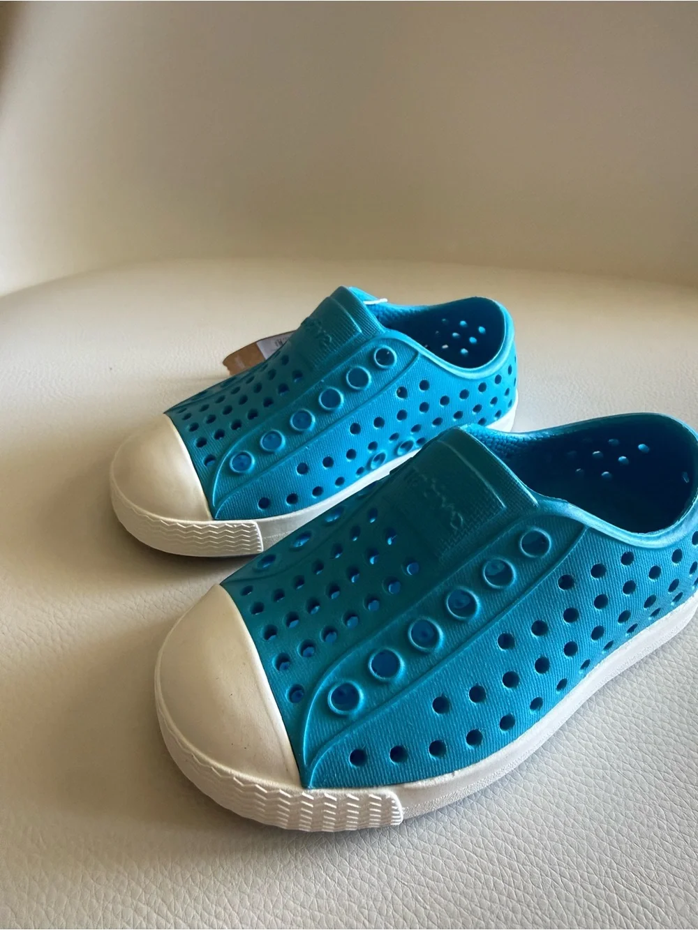 ☀️🌊 Native-style Kids Blue Slip-On Water Shoes with White Toe NWT